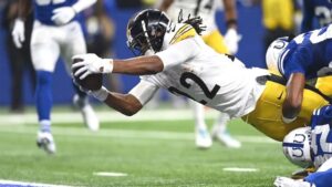 Pass-Ball-Like-Pro-in-NFL